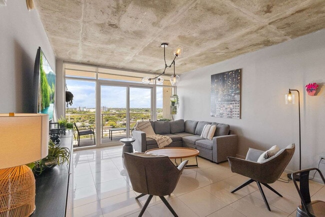 Building Photo - 3250 NE 1st Ave Unit FL10-ID1022501P