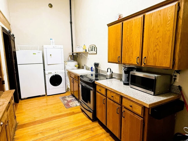 Photo - 200 S Coeur d'Alene Ave Unit SI FL2-ID1542962P