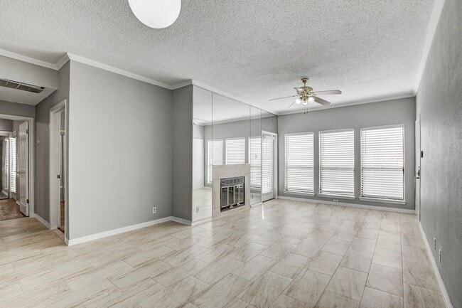 Photo - 807 W 25th St Unit 210