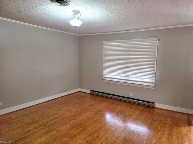 Photo - 816 Banner St