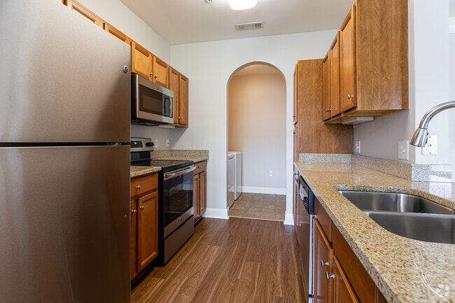 1BR, 1BA - The Commons at Boston Road