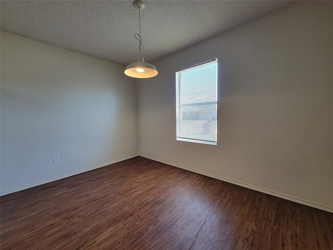 Photo - 1815 Brookwood Dr