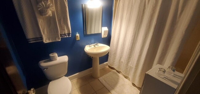 Photo - 1975 Riverside Ave