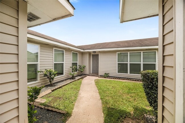 Photo - 1815 Millbury Dr