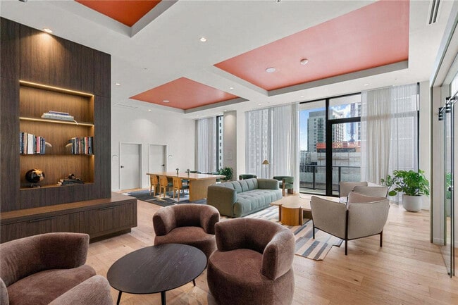 Photo - 11 NE 6th St Unit SI ID1391589P