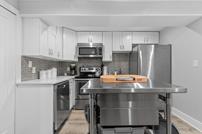 Photo - 2032 Flagler Pl NW Unit ID1037759P