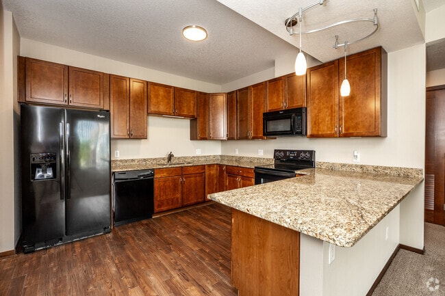 2BR, 2BA - Westown/1,320 SF - Kitchen - Sierra Pointe Apartments