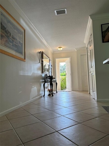 Photo - 4460 Crystal Lake Dr