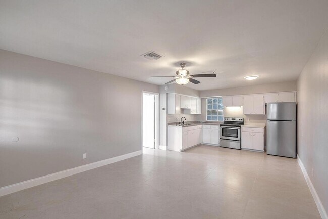 Photo - 3147 Naylor Terrace