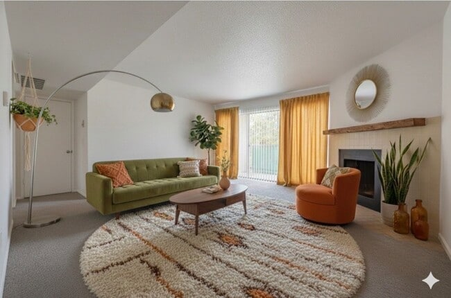 Photo - 2822 S Bartell Dr Unit 38