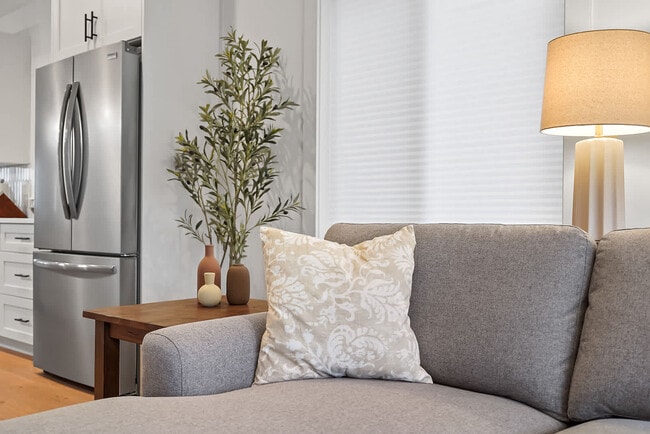 Photo - 225 W Highland St Unit ID1250672P