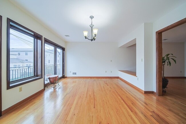 Photo - 220 Harrison Ave Unit 2
