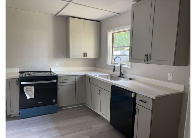 Photo - 5934 Southtown St