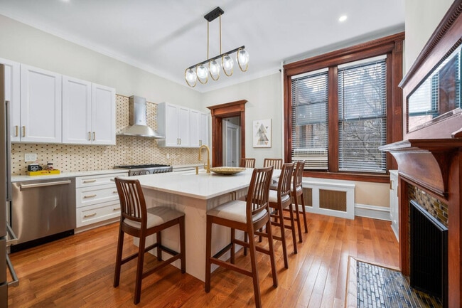 Photo - 215 W 138th St Unit ID1316447P