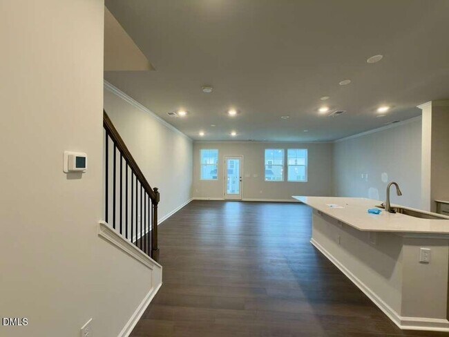 Photo - 6005 Grey Colt Wy