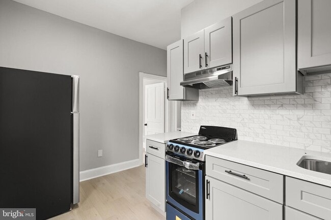 Photo - 216 Collingdale Ave Unit 3