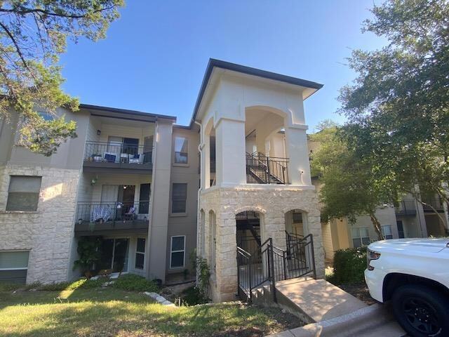 Building Photo - 6000 Shepherd Mountain Cove Unit 1008