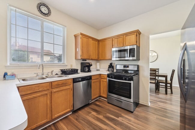 Photo - 1915 Carrier Cir Unit ID1285038P