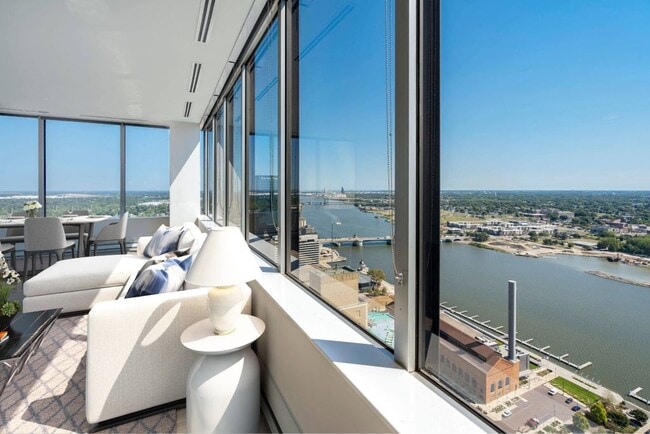 Building Photo - Tower on the Maumee and Ferrara Flats