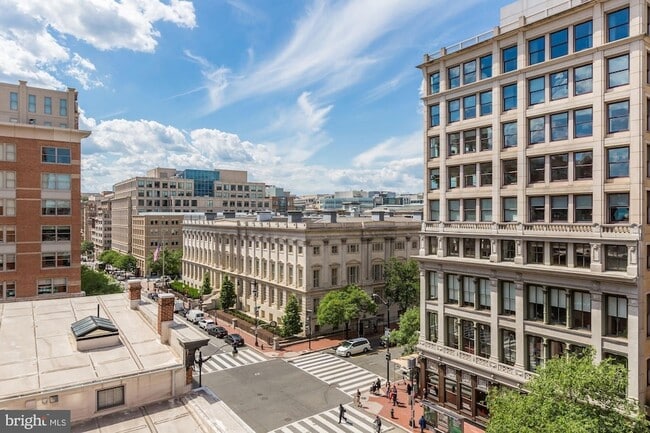 Building Photo - 616 E St NW Unit 718