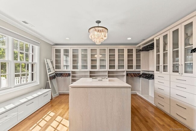 Photo - 14 Magellan Ln