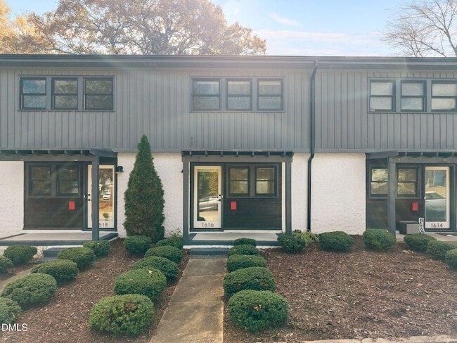 Building Photo - 1618 Boyer St