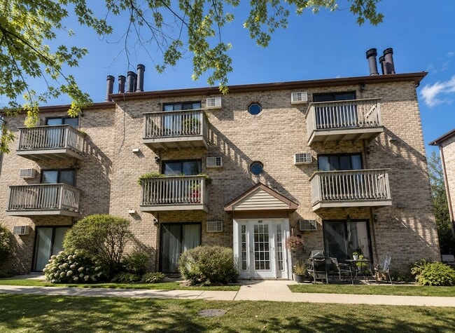 Building Photo - 431 Osage Ln Unit 2B