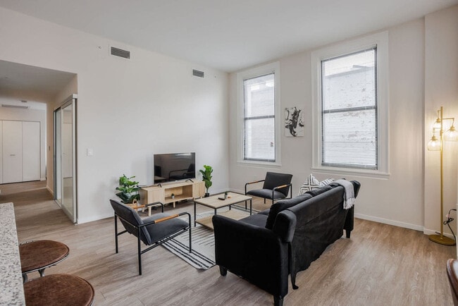 Photo - 9-JAN-JAN E 4th St Unit ID1404472P