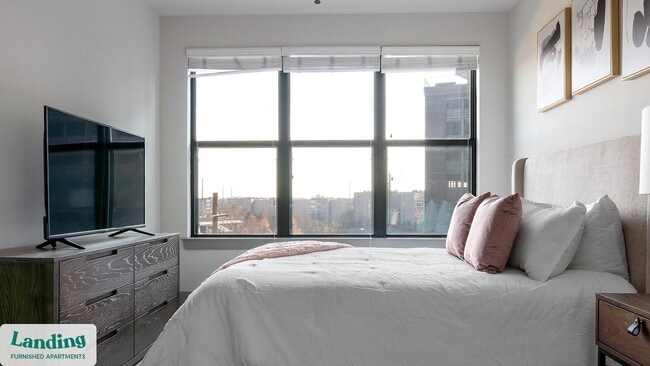 Photo - 930 Howell Mill Rd NW Unit 1316