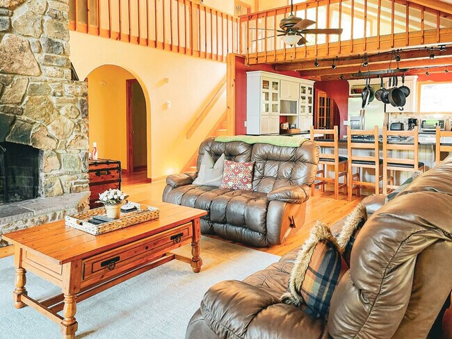 Photo - 525 Townsand Hollow Rd Unit SI ID1492973P