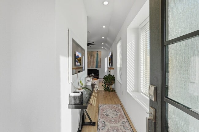 Photo - 4910 Shore Arbor Ln