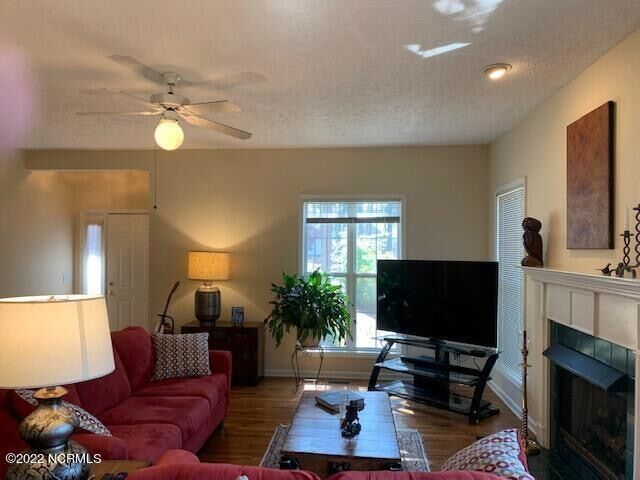 Photo - 85 Sawmill Rd W