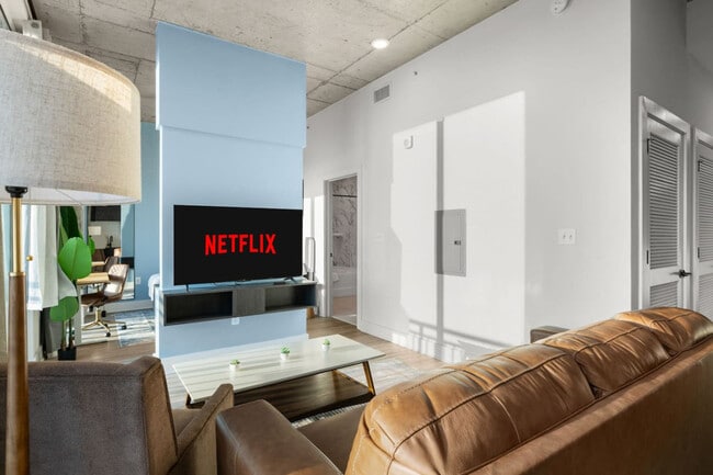 Photo - 605 N 12th St Unit ID1313962P