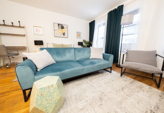 Photo - 305 E 95th St Unit ID1031998P