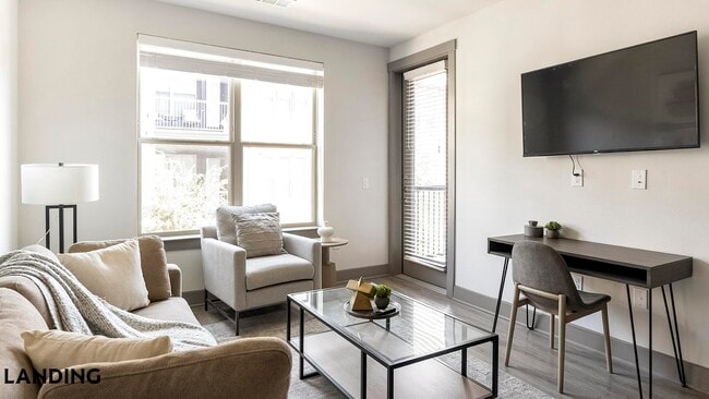 Building Photo - 2650 S McDonald St Unit 3108