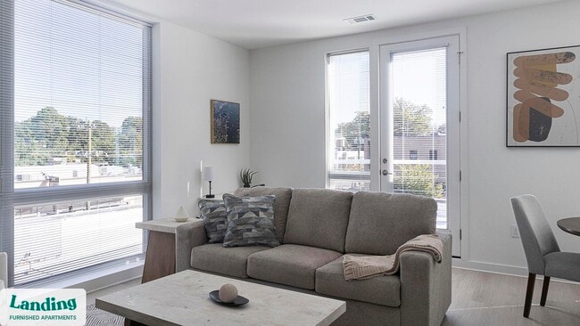 Building Photo - 620 Foster St Unit 549