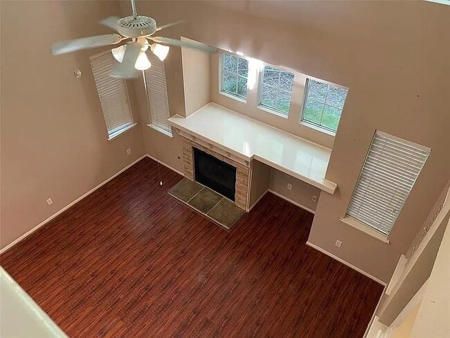 Photo - 63 Scarlet Woods Ct