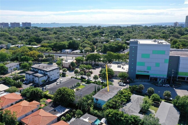 Photo - 2465 SW 27th St Unit 2