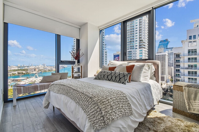Building Photo - Alea Miami