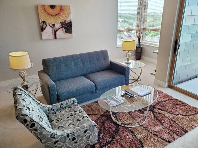 Photo - 1813 E Jarvis St Unit ID1073577P