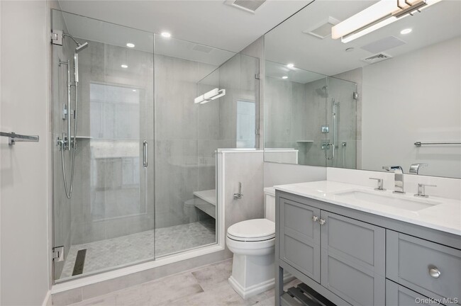 Photo - 355 Phillips Park Rd Unit 301