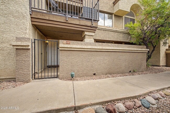 Photo - 1905 E University Dr