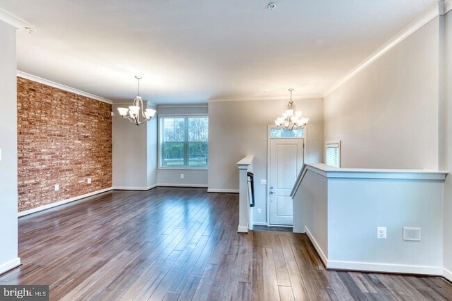 Photo - 22559 Clarksburg Rd