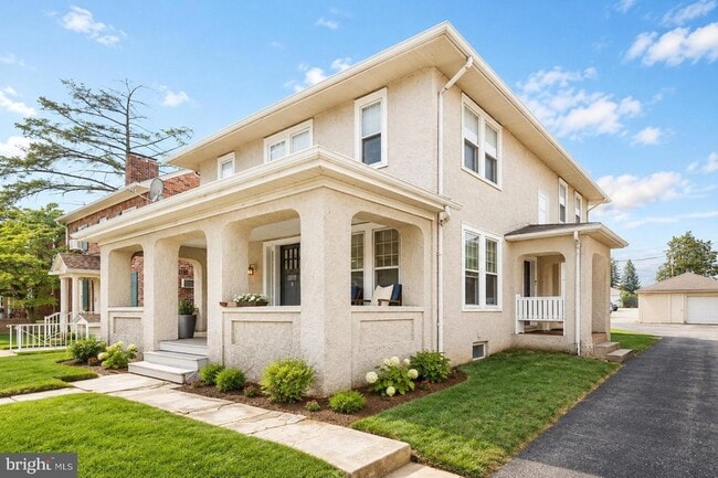 Photo - 1705 W Market St