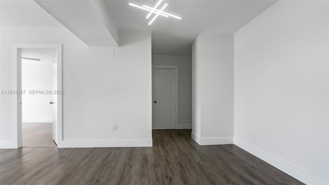Photo - 4158 Inverrary Dr Unit 409