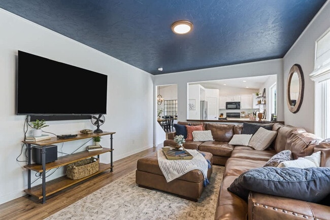 Photo - 19701 Cumberland Way Unit SI ID1460909P