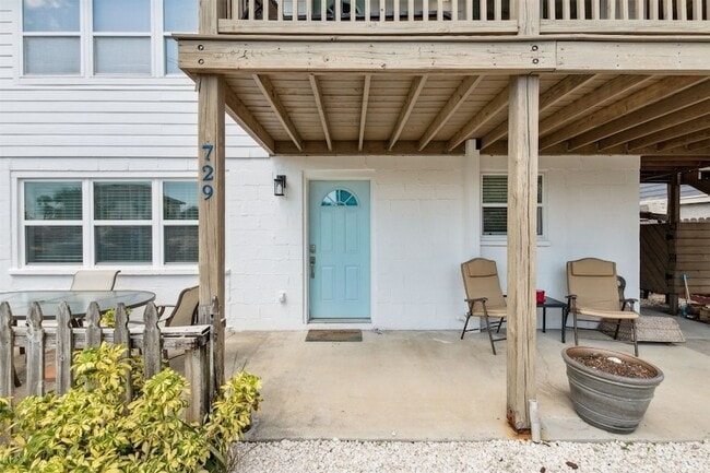 Building Photo - 729 N Fletcher Ave