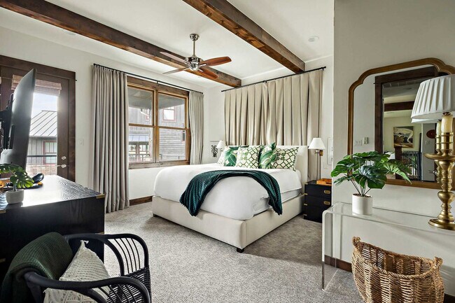 Photo - 19221 Lost Tree Unit ID1262302P