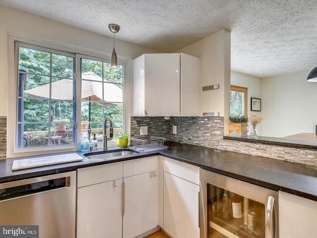 Photo - 2115 Preston Square Ct