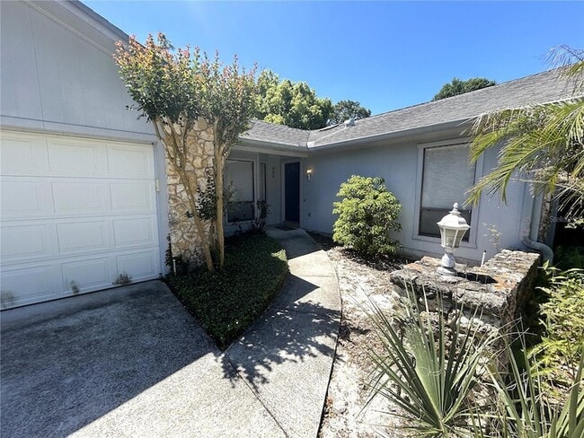 Photo - 305 Coble Dr